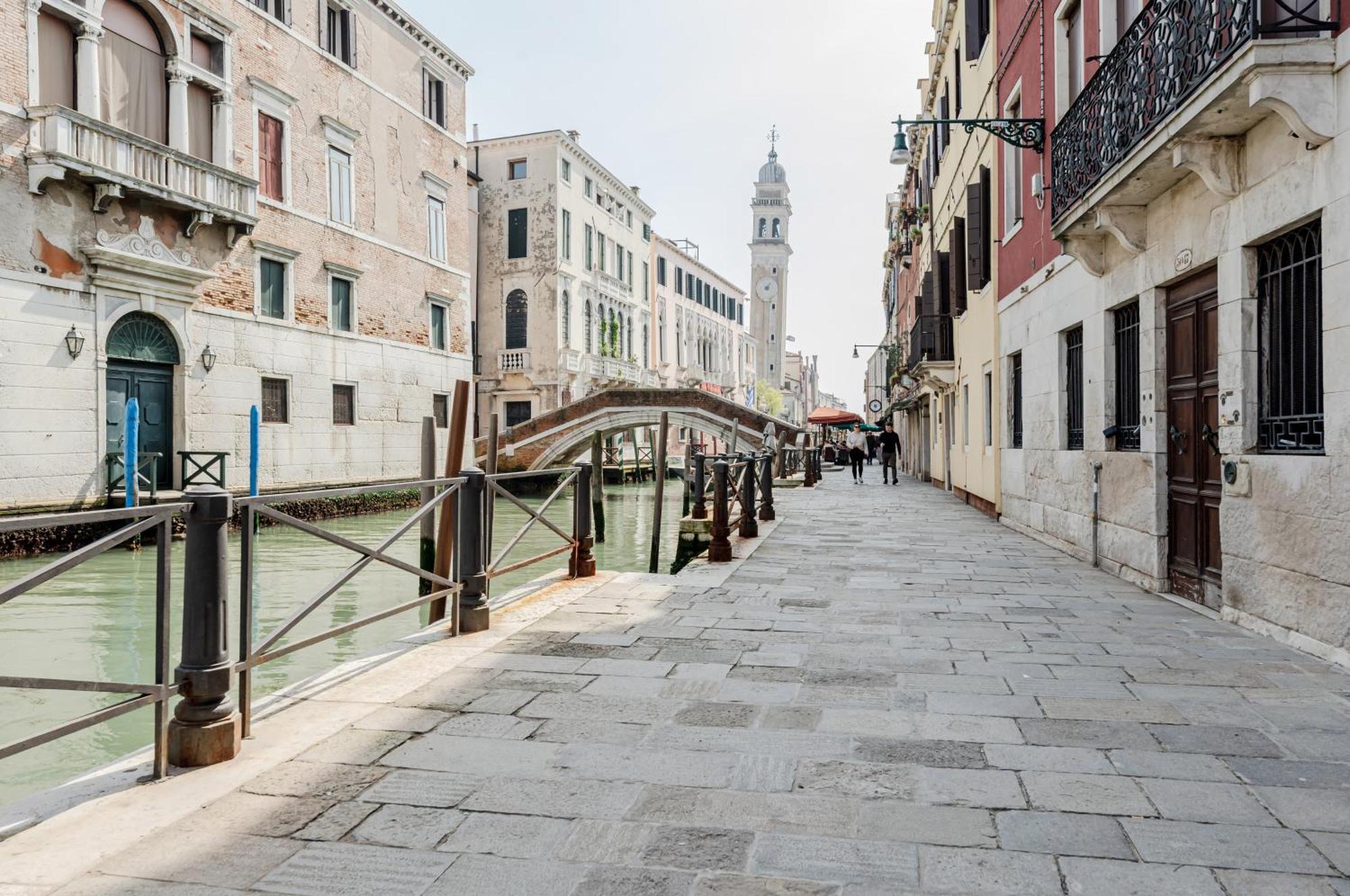 Apartamento Elegant 7 Minutes From Piazza San Marco!